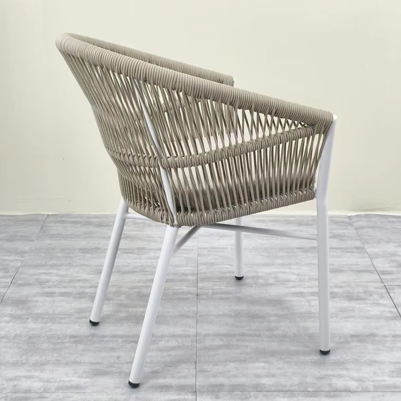 Stackable Traditional Aluminum - Outdoor Furniture Shop recensione e prezzo