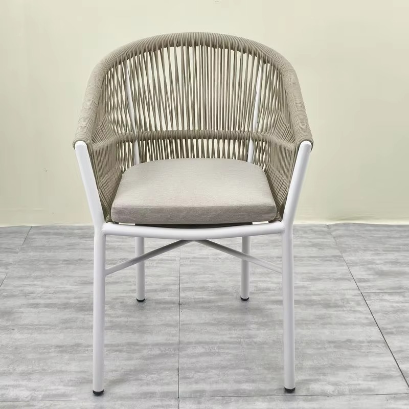 Stackable Traditional Aluminum - Outdoor Furniture Shop recensione e prezzo