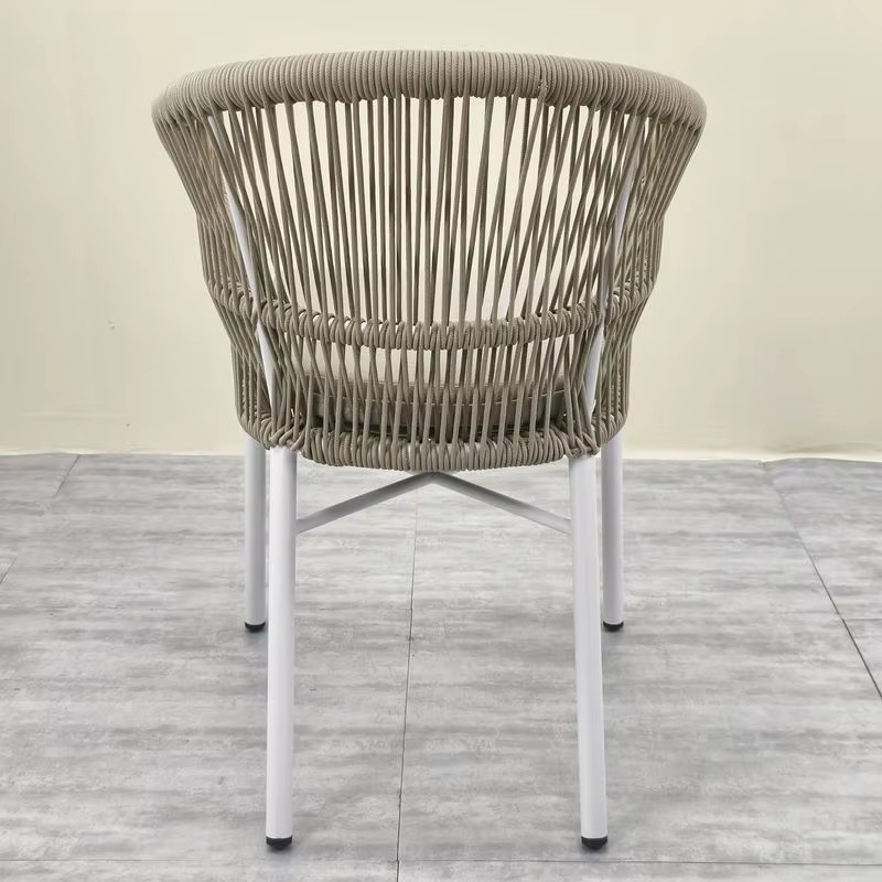 Stackable Traditional Aluminum - Outdoor Furniture Shop recensione e prezzo